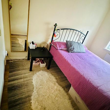 Quiet And Private Room Glasgow City Center Екстер'єр фото